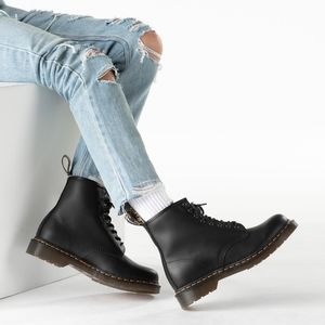 Dr. Martens 1460 Vintage Made in England Boots